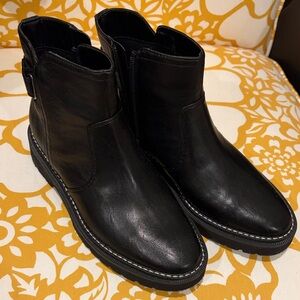 Women’s Black Ankle Boots Naturalizer 6.5 new flat buckle vegan leather 6 1/2